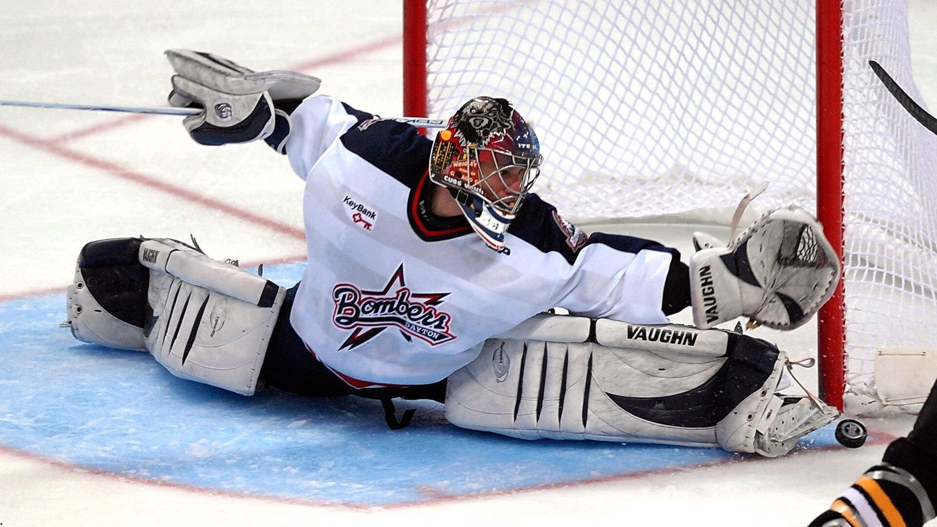 刘谦魔术再现体育赛场?中超门将扑点手法引热议,这次你看懂了吗?